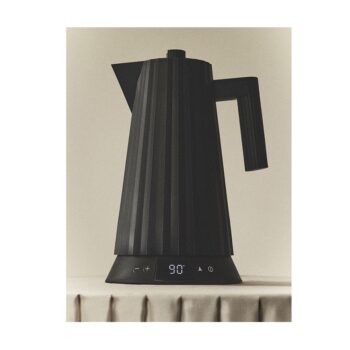 PLISSE ELECTRIC WATER KETTLE BLACK